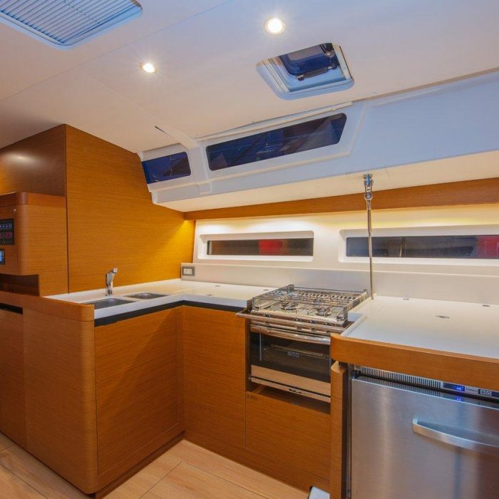 Oracle | Sun Odyssey 490 photo 12