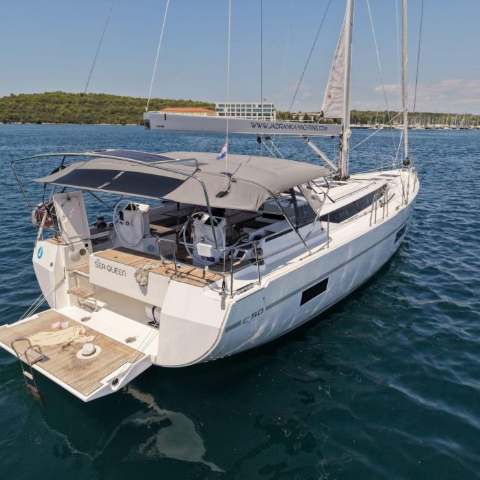 Sea Queen | Bavaria C50 Style photo 10