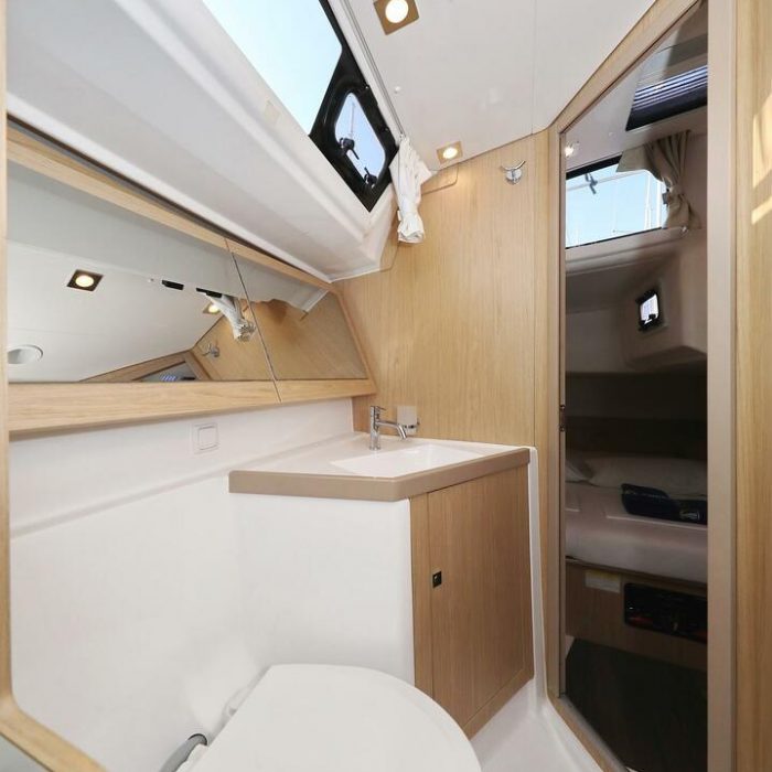 Barbarella | Oceanis 45 photo 20