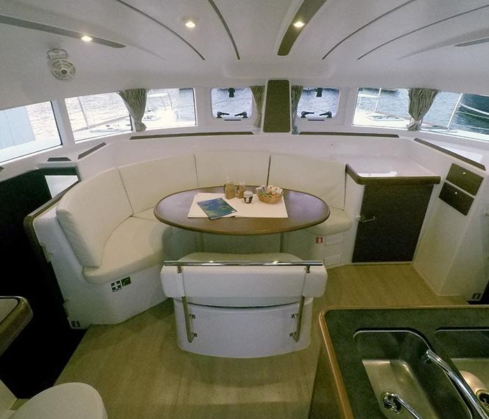 Grey pearl | Lagoon 380 photo 7