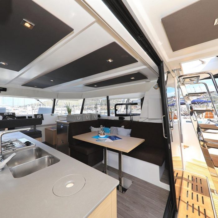 Marlie | Fountaine Pajot MY 37 photo 8