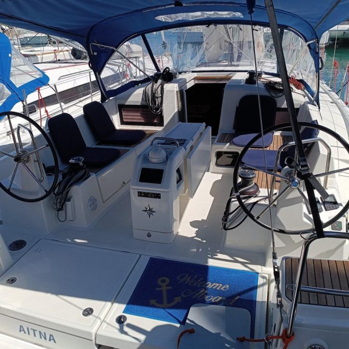 Aitna | Sun Odyssey 440 photo 2