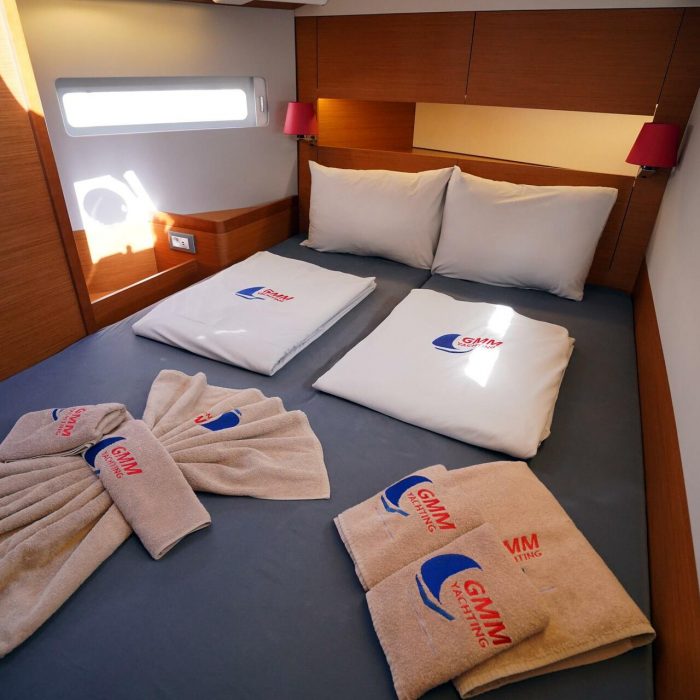 Free Me | Sun Odyssey 410 photo 26
