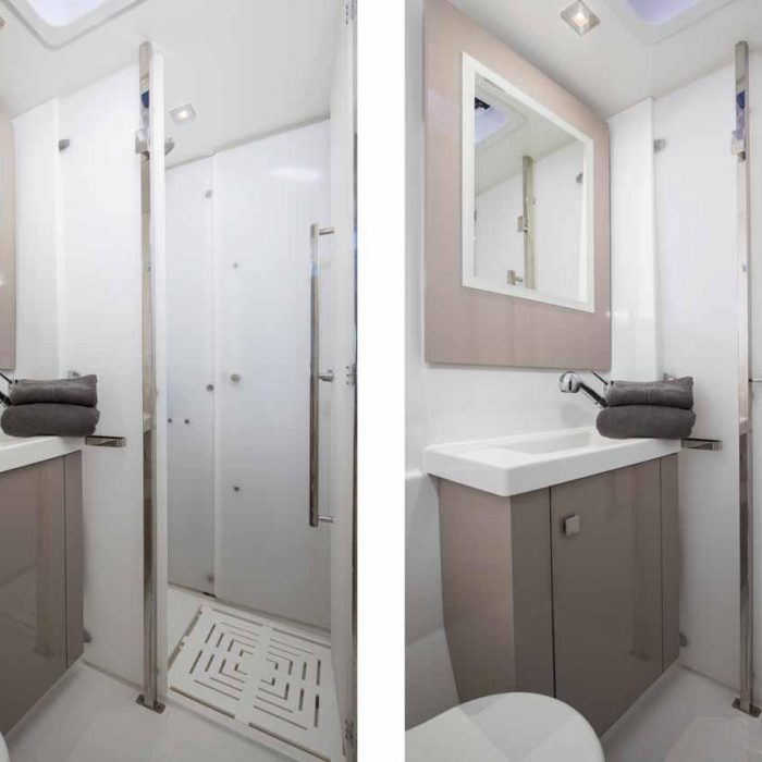 Follow the Sun | Fountaine Pajot Astrea 42 photo 24