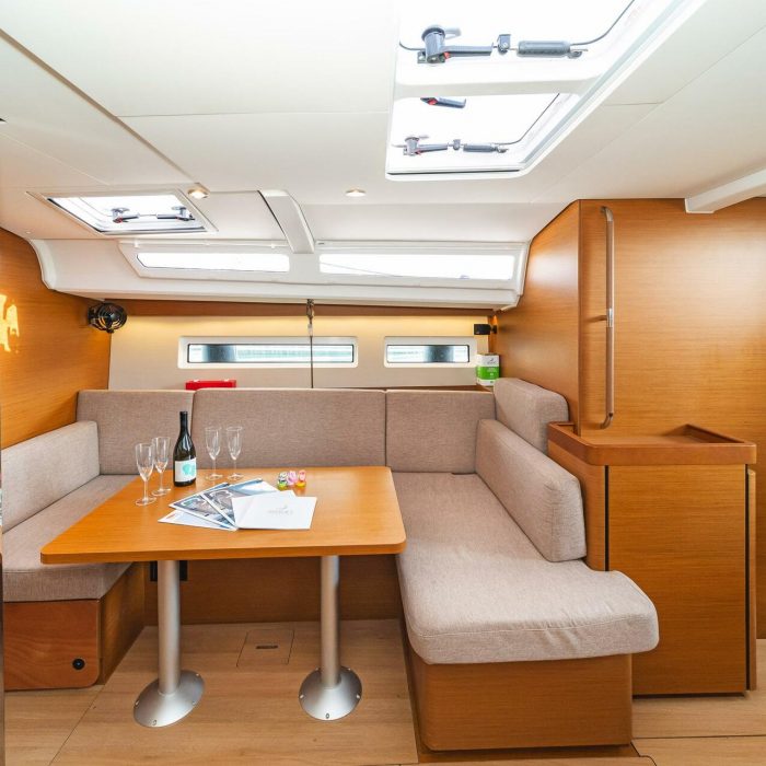 Esperos | Sun Odyssey 440 photo 8