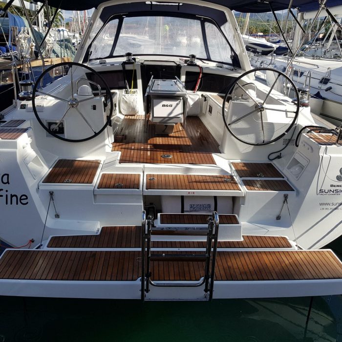 Senza Fine  ( A/C and Generator ) | Oceanis 48 photo 1