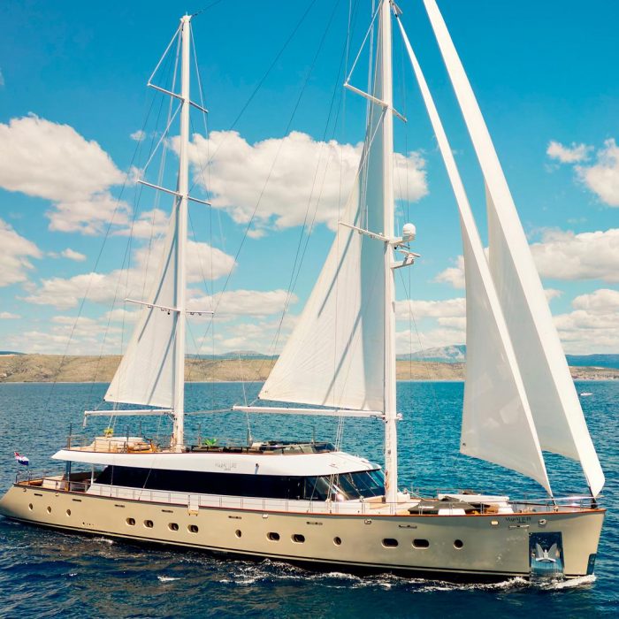 Marallure | Motor sailer photo 1