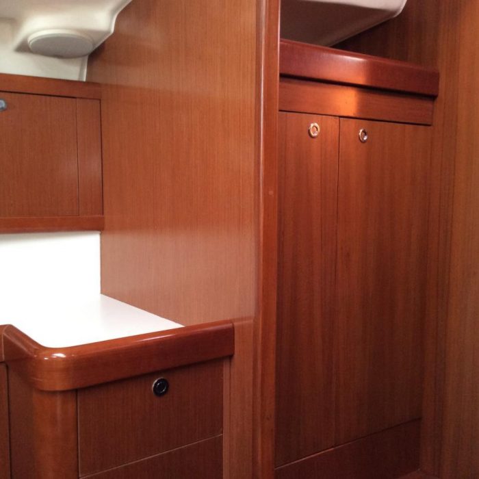 Seacret | Oceanis 43 photo 8