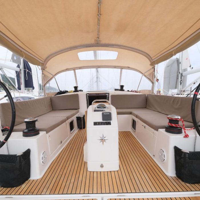 La Vita e Bella | Sun Odyssey 490 photo 7