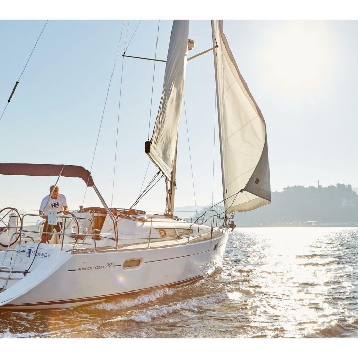 Bbcap | Sun Odyssey 39i photo 5