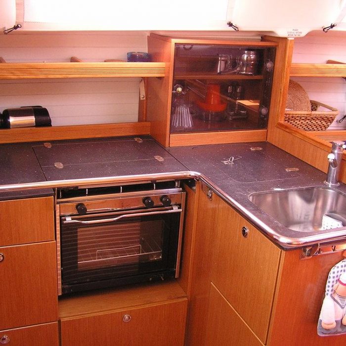 Alba | Bavaria 35 Cruiser photo 6