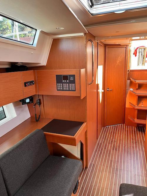 Brunello | Bavaria C45 photo 8