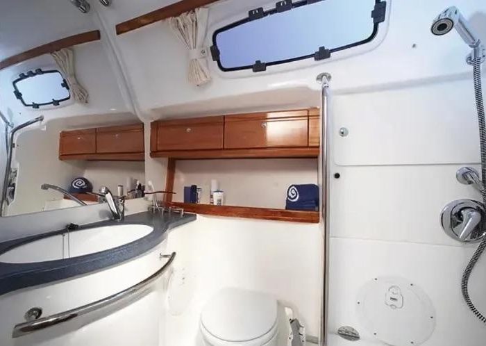 Ocean Caresser | Bavaria 46 Cruiser photo 10