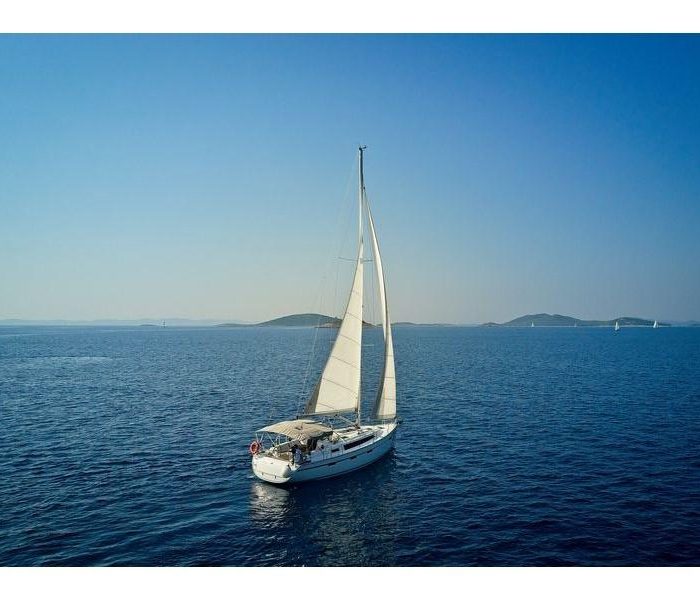 MH 65 | Bavaria Cruiser 41 photo 7