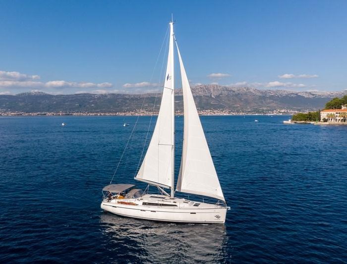 Lui | Bavaria Cruiser 51 photo 3