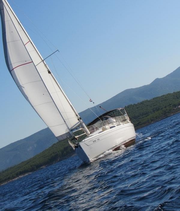 Jelsa | Bavaria 31 Cruiser photo 6