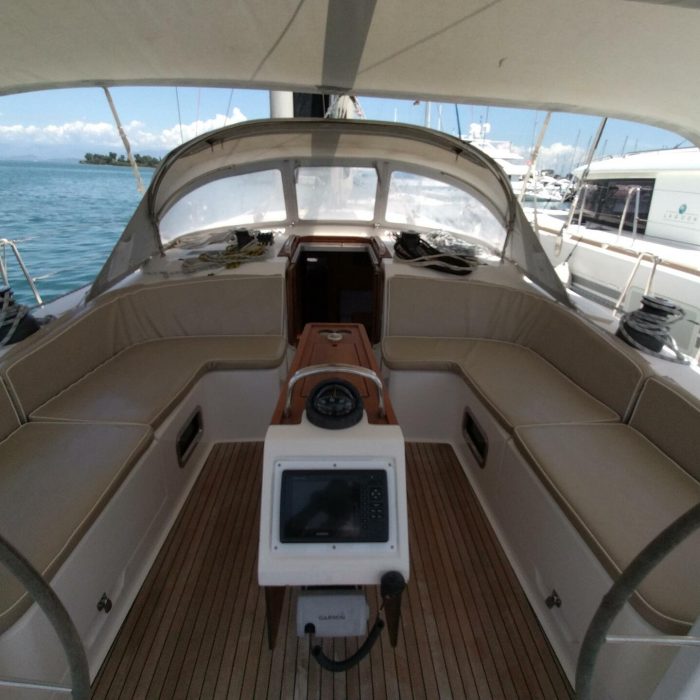 Gin Tonic | Bavaria Cruiser 51 photo 2