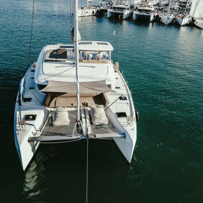 Acantha | Lagoon 42 photo 2