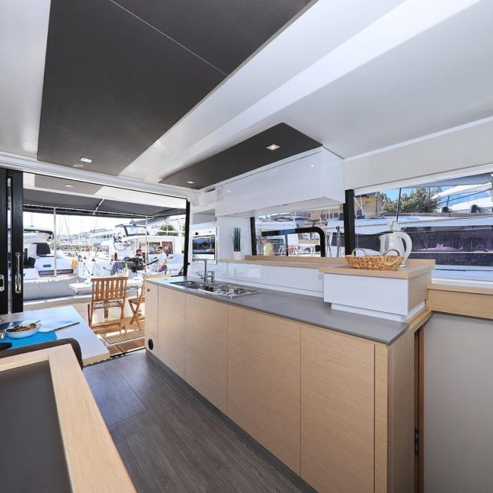 Marlie | Fountaine Pajot MY 37 photo 16