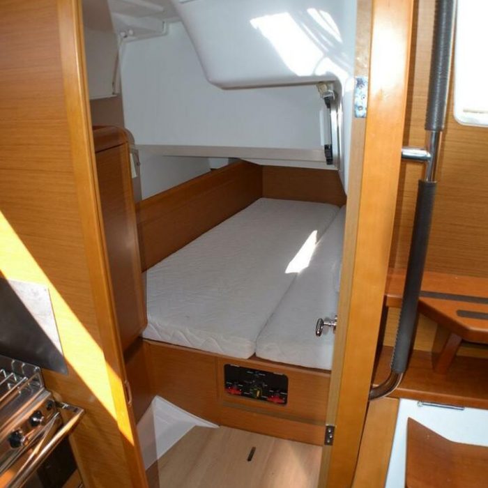 Libera | Sun Odyssey 439 photo 15