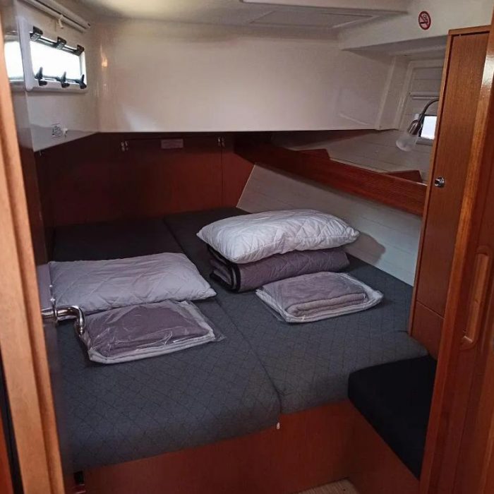 Saffron | Bavaria Cruiser 45 photo 6