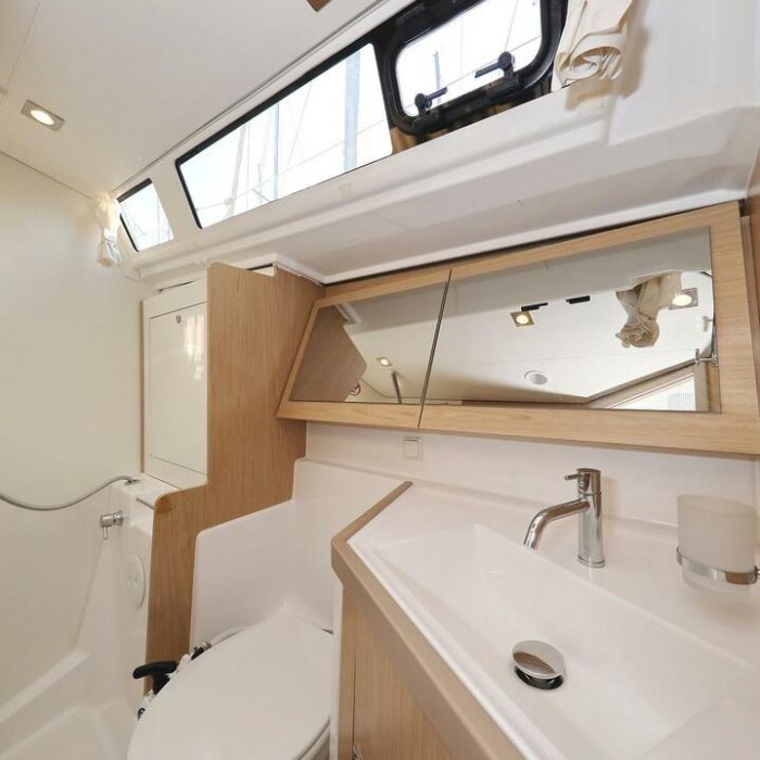 Barbarella | Oceanis 45 photo 22
