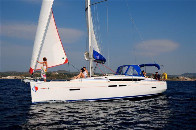 Sunsail 41.1 Classic photo 1