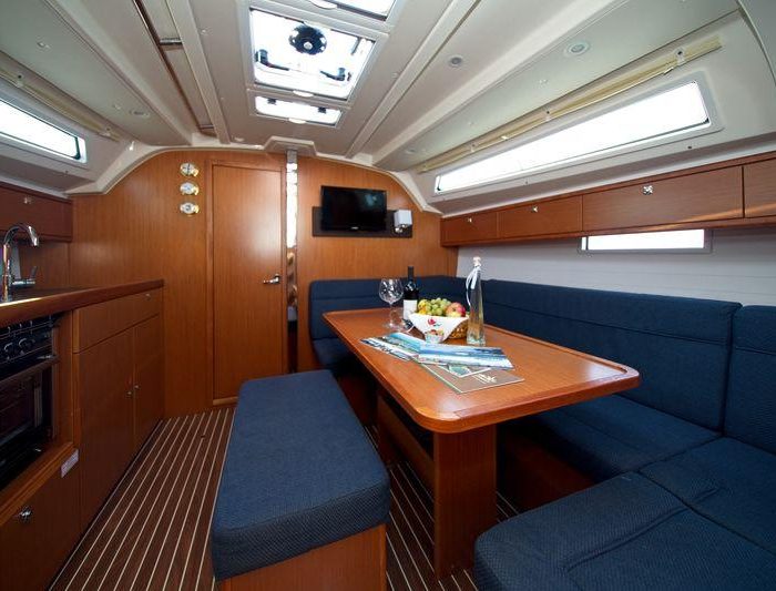 MH 74 | Bavaria Cruiser 41 photo 11