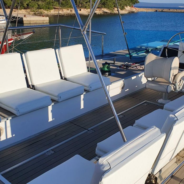 UPWIND 50 | Catamaran photo 8
