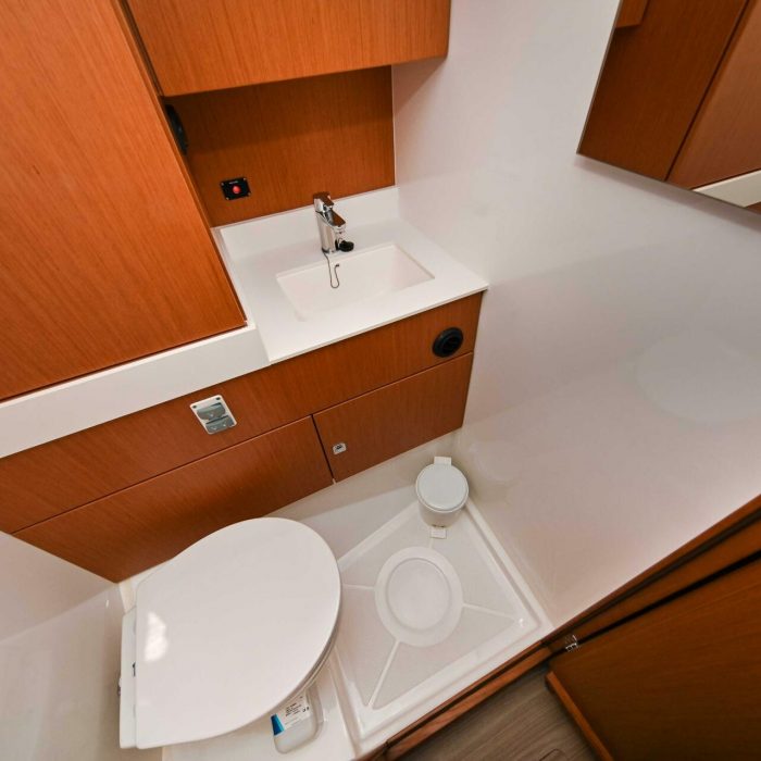 Efix | Bavaria C45 photo 86