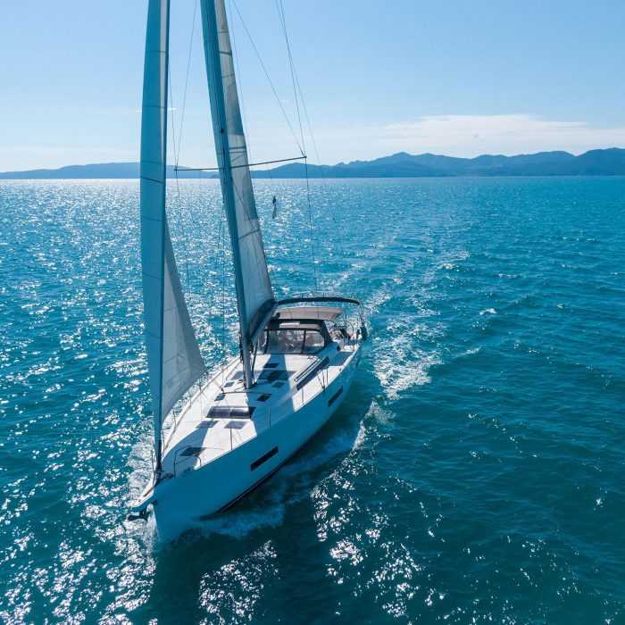 Cassiopea - A/C, Generator, Water maker, Solar Panel | Dufour 530 photo 8
