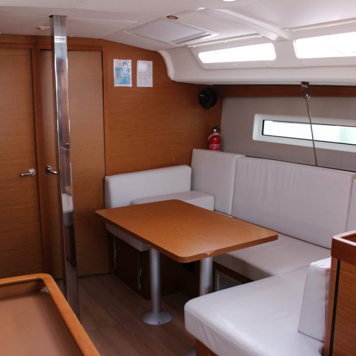 Sunsail 44 SO Classic | Sun Odyssey 440 photo 8