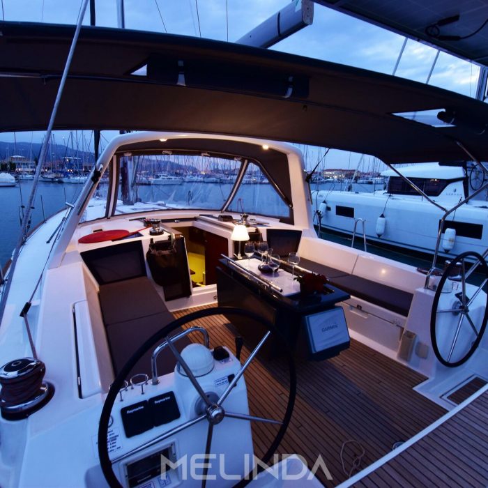 MELINDA-Excellent Condition | Oceanis 45 photo 2 MELINDA-Excellent Condition | Oceanis 45 photo 2