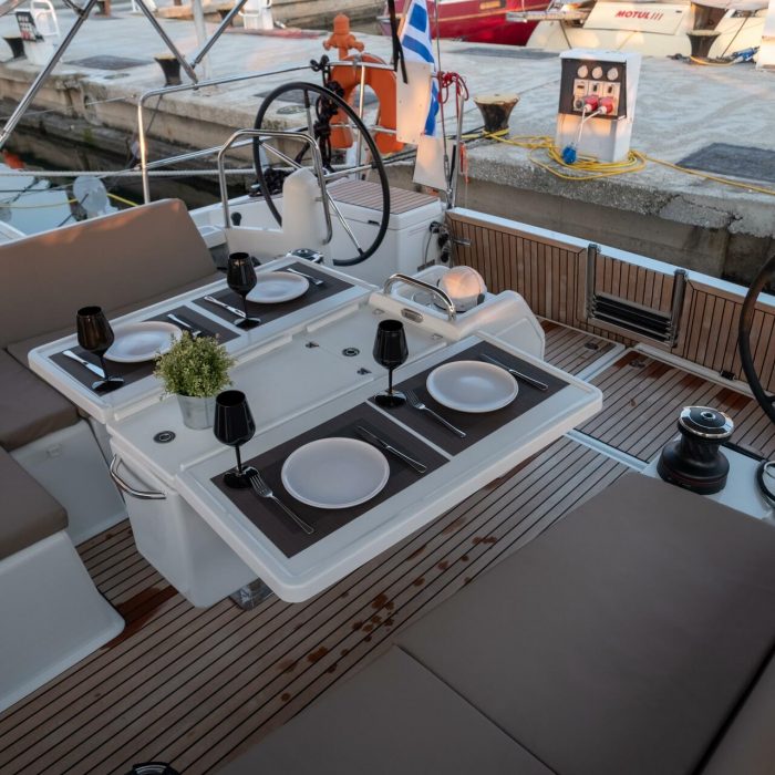 Ioleta | Sun Odyssey 440 photo 8 Ioleta | Sun Odyssey 440 photo 8