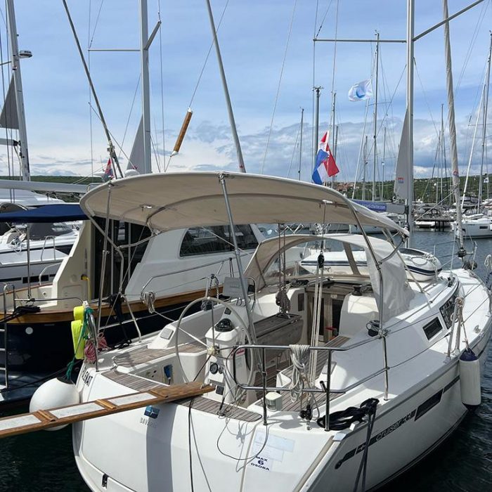 Burin | Bavaria Cruiser 33 photo 2