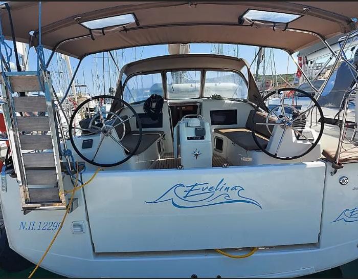 Evelina | Sun Odyssey 410 photo 5
