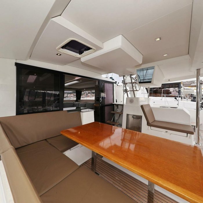 Martin V | Fountaine Pajot Saona 47 Quintet photo 22