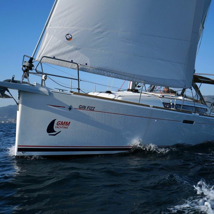 Gin Fizz | Sun Odyssey 389 photo 1