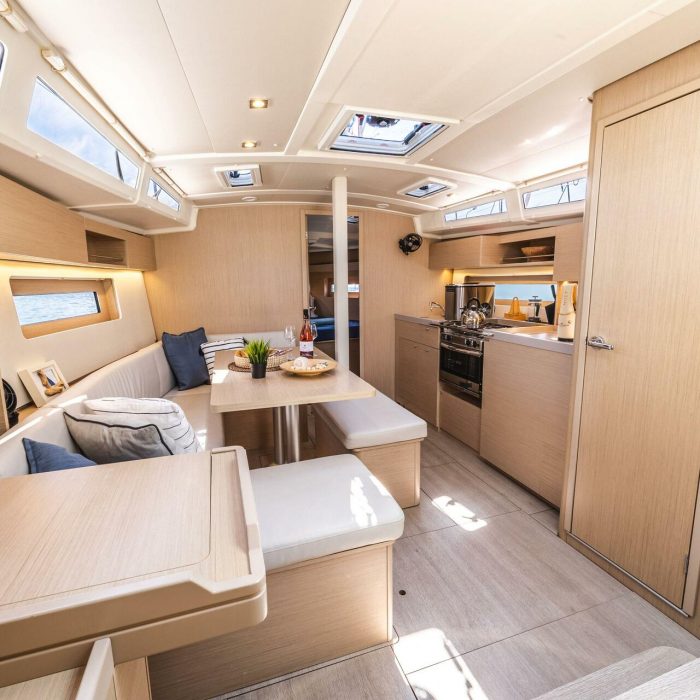 Mercator | Oceanis 37.1 photo 33