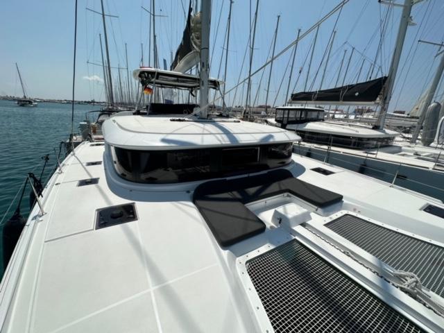 Mira | Lagoon 46 photo 11