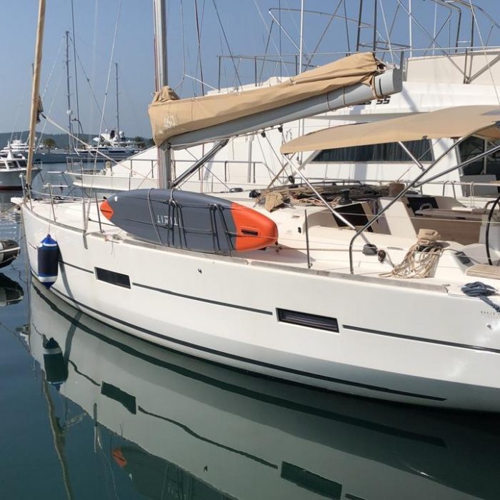 Sunny Wind | Dufour 460 Grand Large photo 2