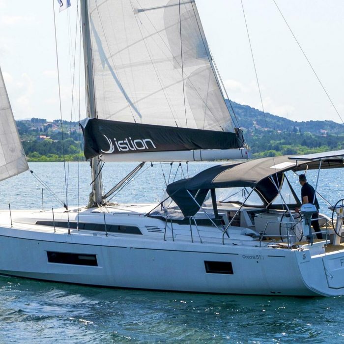 First Heartbeat | Oceanis 51.1 photo 2