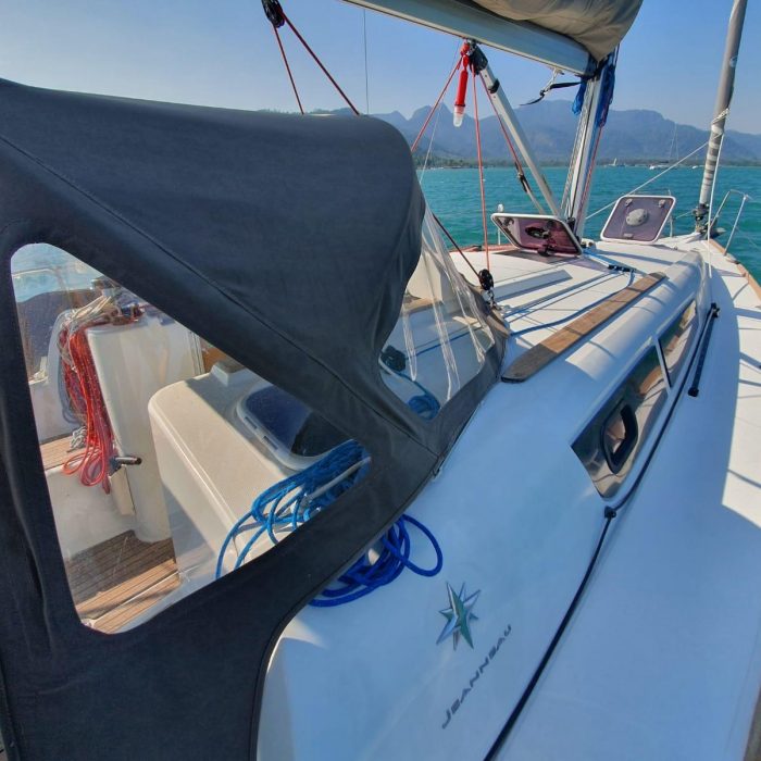 Aqua | Sun Odyssey 33i photo 8