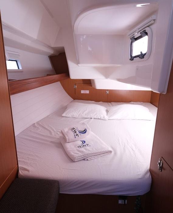 Dory 2 | Bavaria Cruiser 34 photo 8