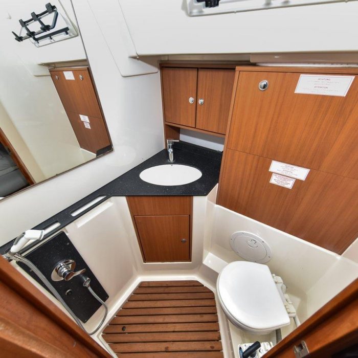 Controvento | Bavaria Cruiser 45 photo 28