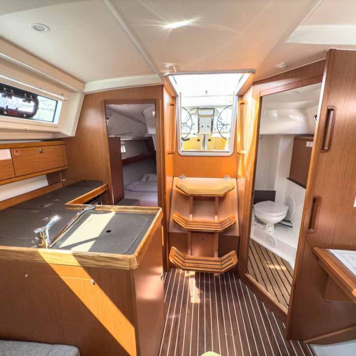 Hydra | Bavaria Cruiser 34 photo 9