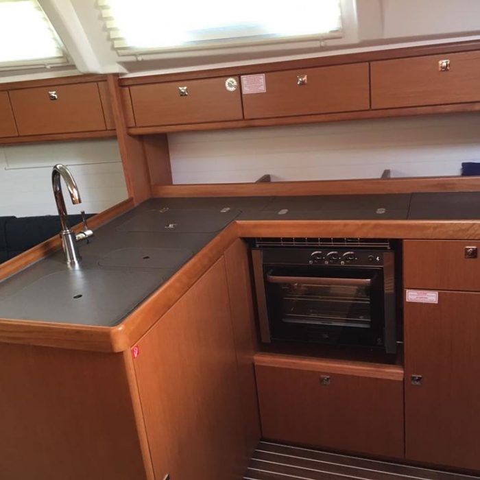 Lilli | Bavaria Cruiser 37 photo 5