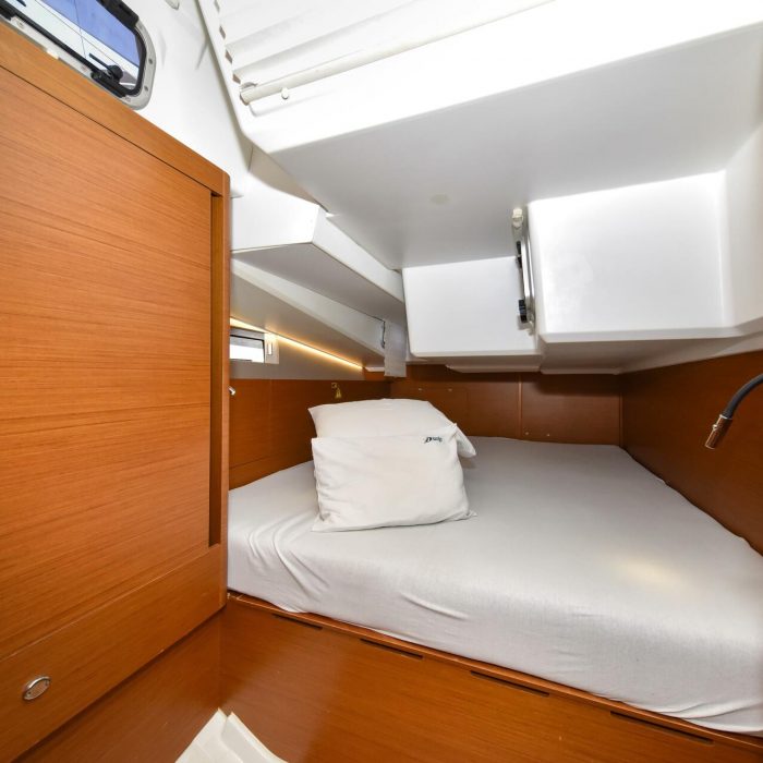Swannabe | Sun Odyssey 490 photo 43