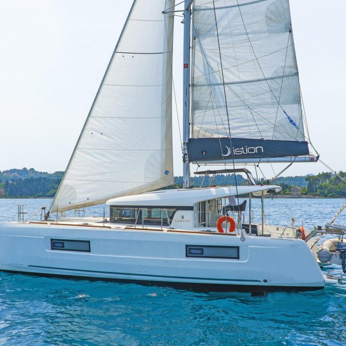 Thalasea | Lagoon 40 photo 3