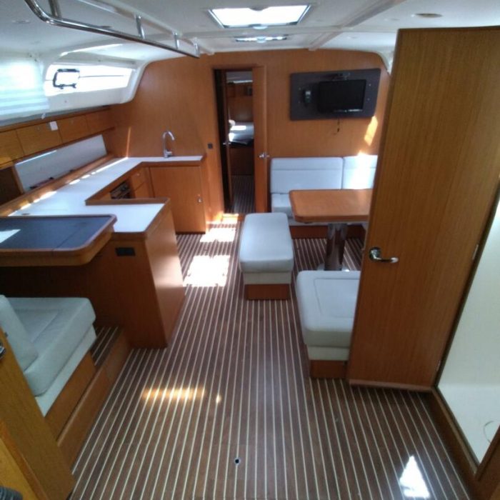 Gin Tonic | Bavaria Cruiser 51 photo 24